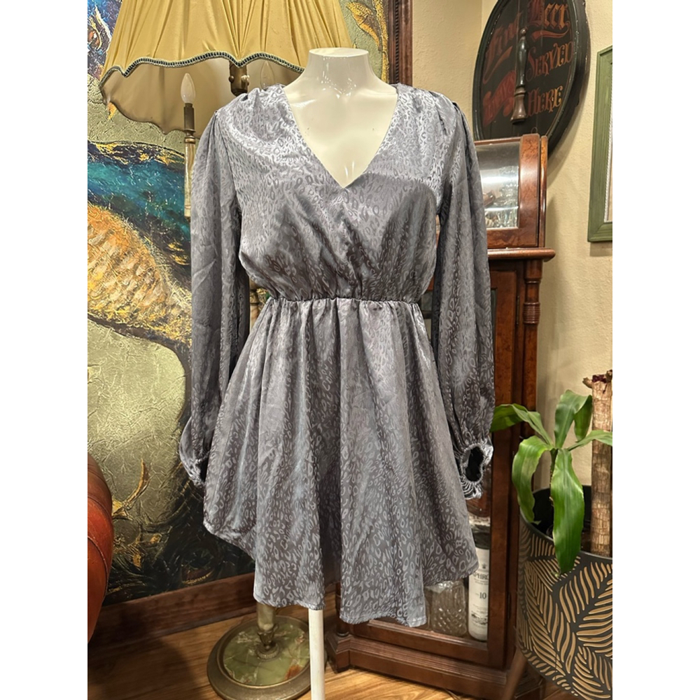 Women's Sage The Label Dress Size S Gray